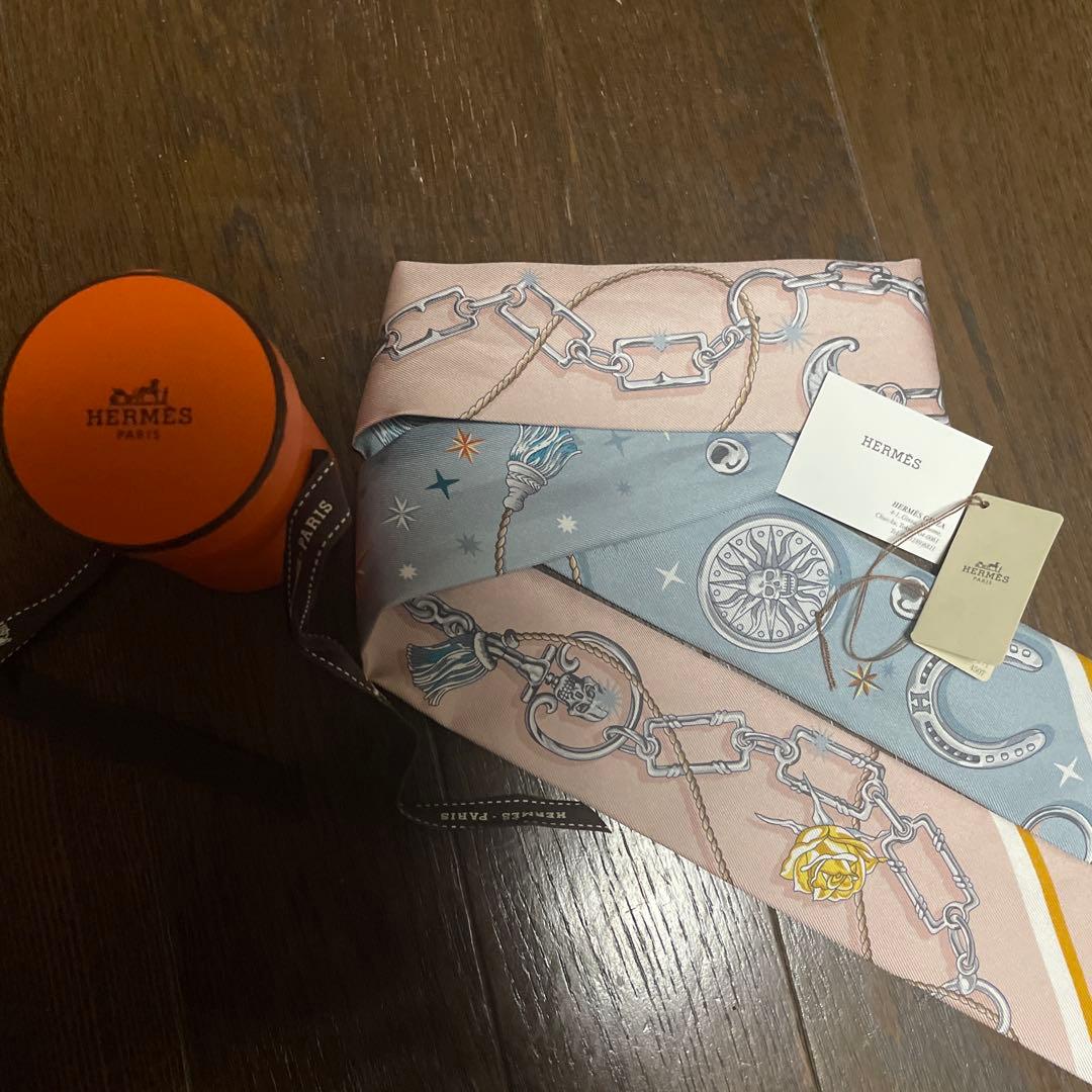 最終値下げ中　エルメス ツイリー 2025年　セ・ラ・フェット ブルー/ローズ