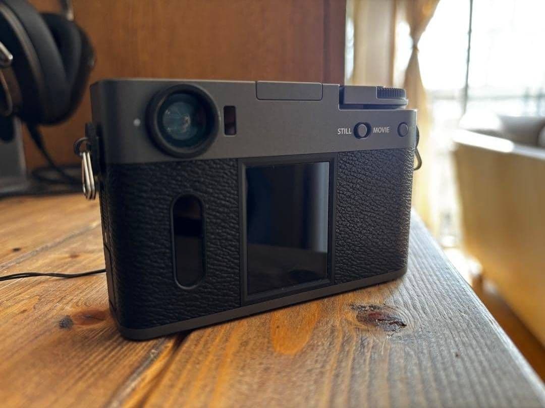 FUJIFILM x half X-HF1 チャコールシルバー　フィルター付