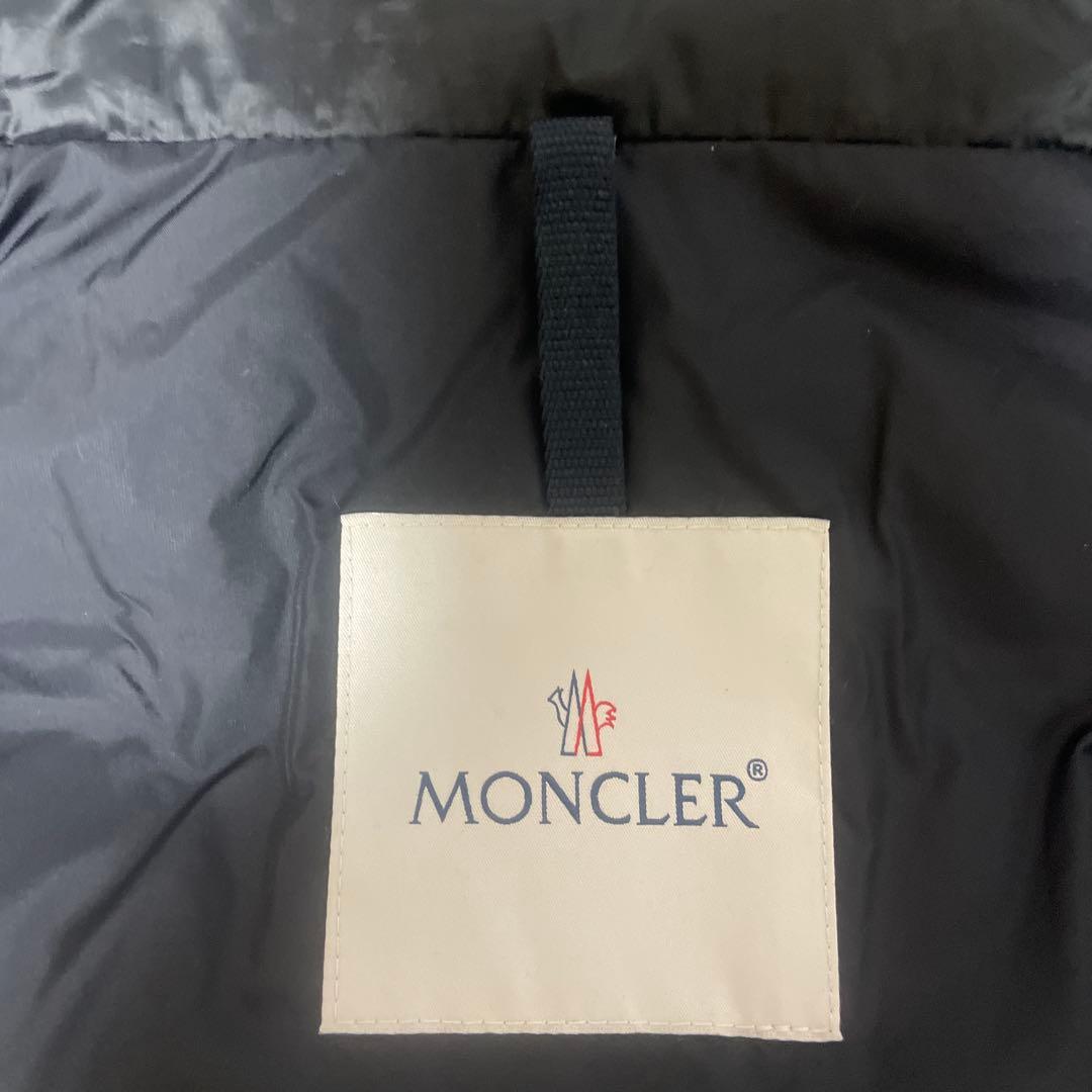 lalala様 MONCLER ブラック ダウンベスト ウエストベルト付き