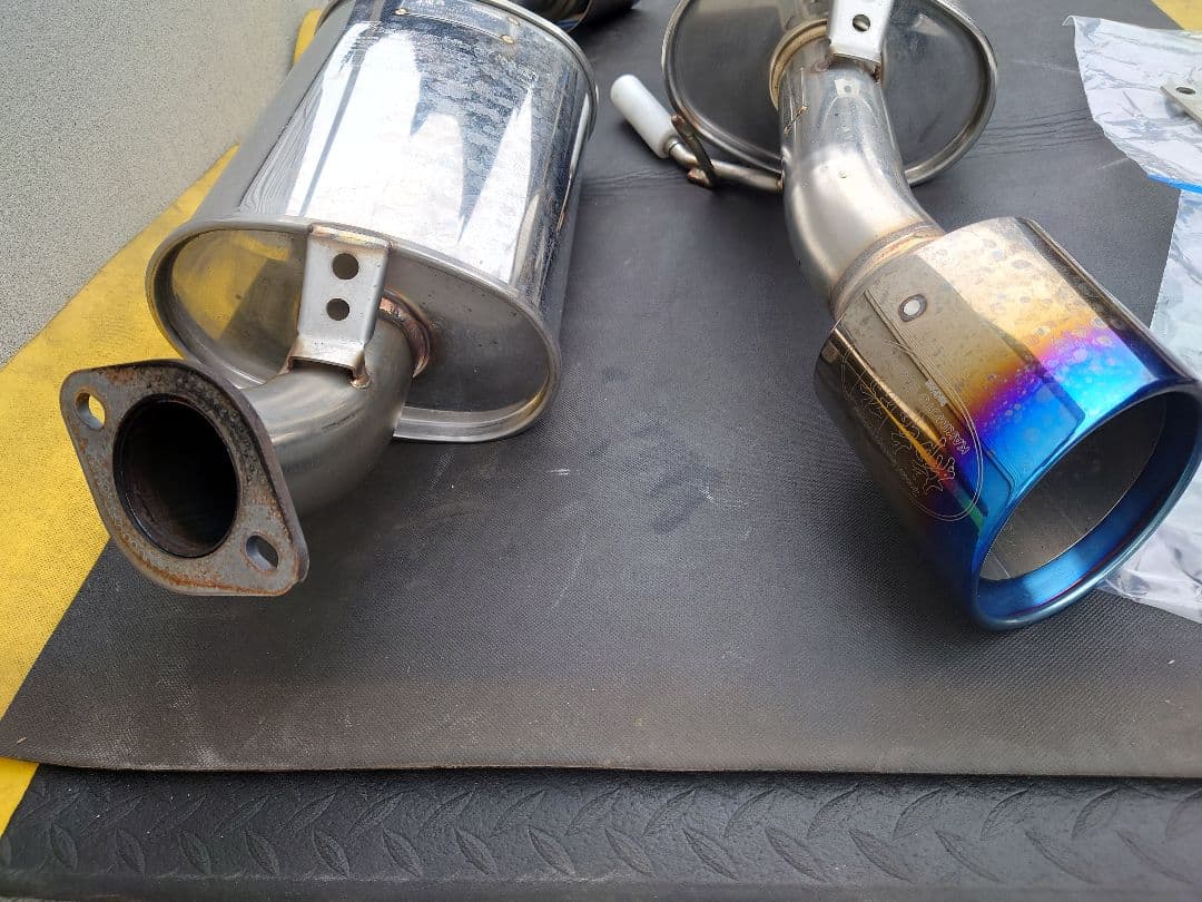 v37柿本改マフラー2本セット　スカイラインハイブリッド