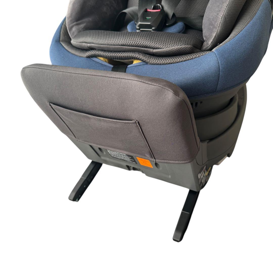 良品　コンビ THE S ISOFIX ZB-690 チャイルドシート