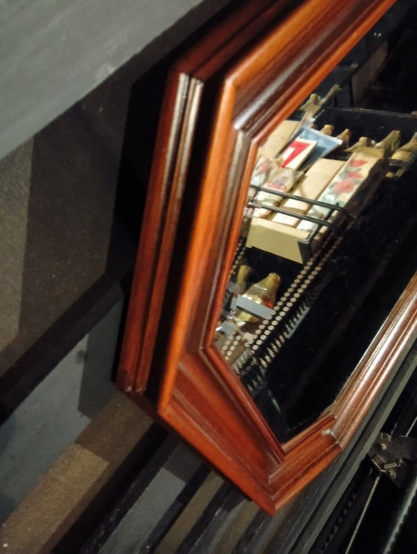 ぴかる　様売約済　イタリア製　無垢木材製　オクタゴン　ウォール　ミラー　壁掛け鏡