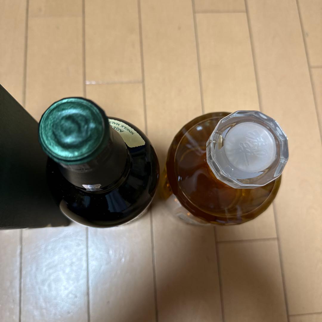 白州12年と響ジャパニーズハーモニーのセット、グラス付き