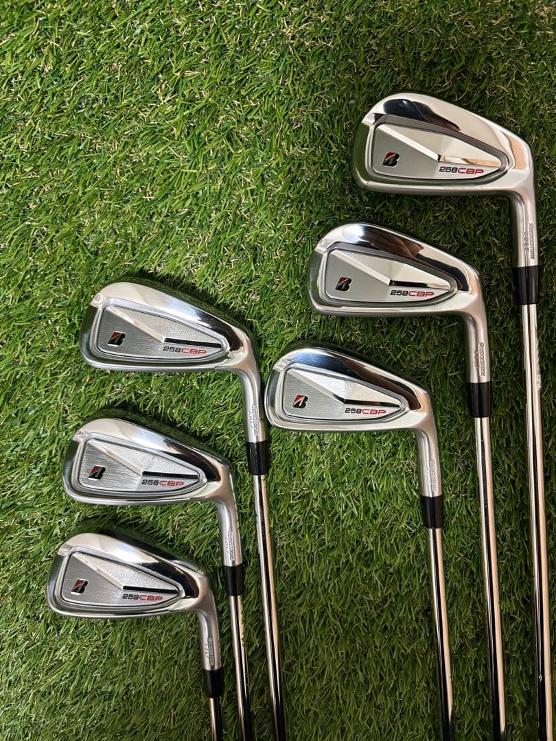 【極美品】258CBP 5-PW ダイナミックゴールドS200 ブリヂストン