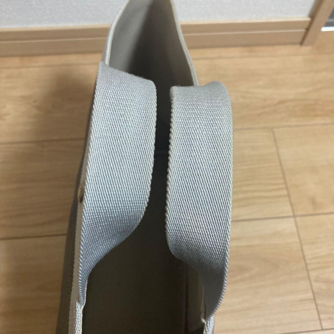 エルベシャプリエ◉705GP◉スクエアトートL◉グラニ×シルバー