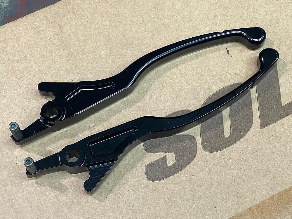 ワンオフ ワイズギア ビレットブレーキレバー 4D9 マジェスティ SG20J