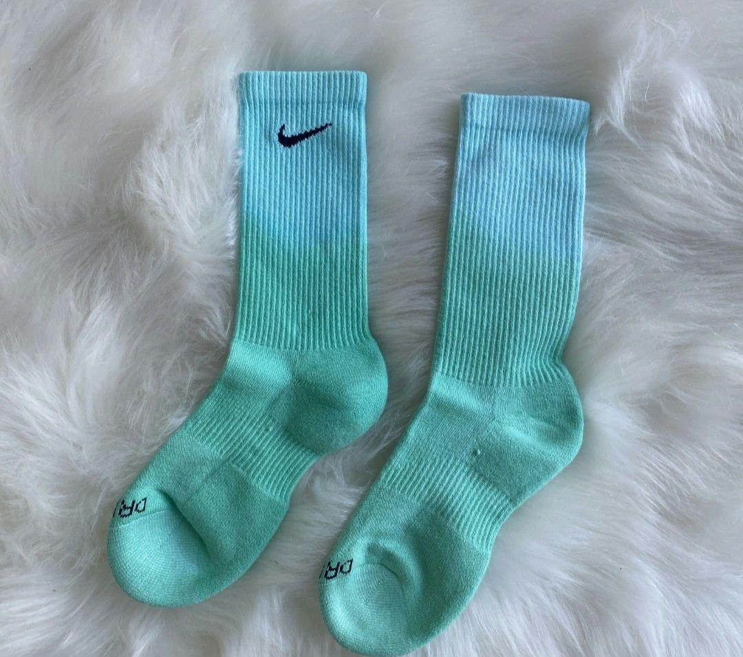 NIKEティファニーブルー ソックス