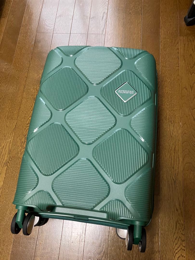 アメリカンツーリスター　キャリーケースINSTAGONスピナー55 Sサイズ