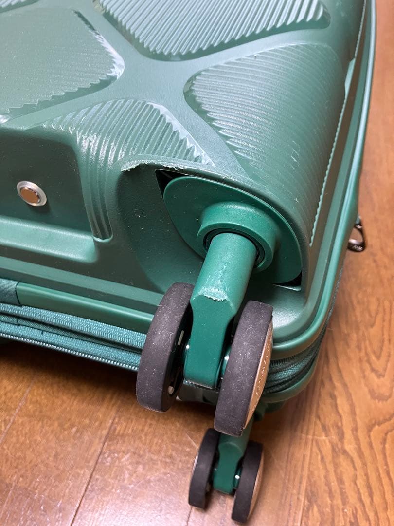 アメリカンツーリスター　キャリーケースINSTAGONスピナー55 Sサイズ