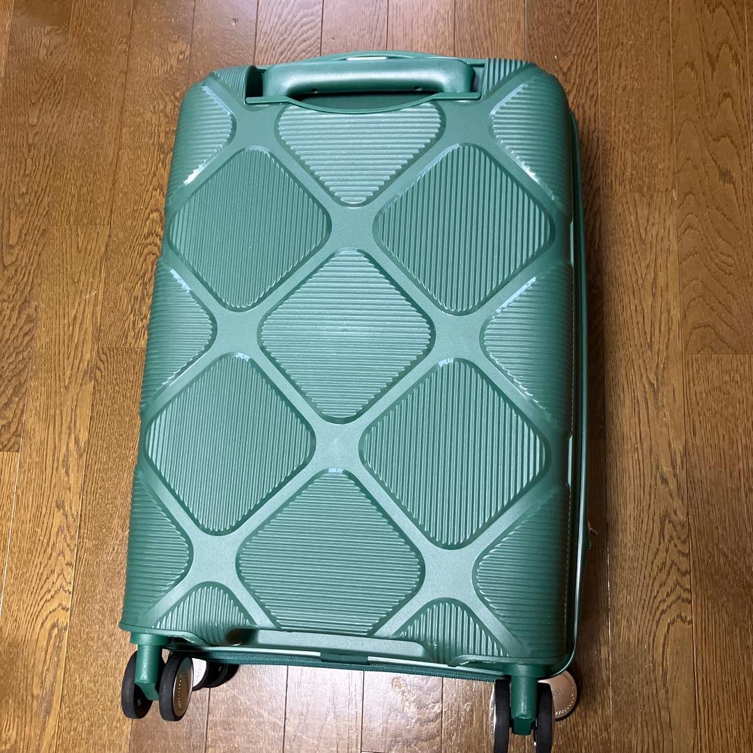 アメリカンツーリスター　キャリーケースINSTAGONスピナー55 Sサイズ
