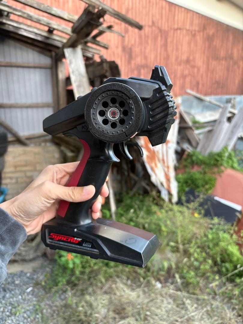 つとむ工房京商エンジンカー1/8 インファーノ　美品　画像追加しました。