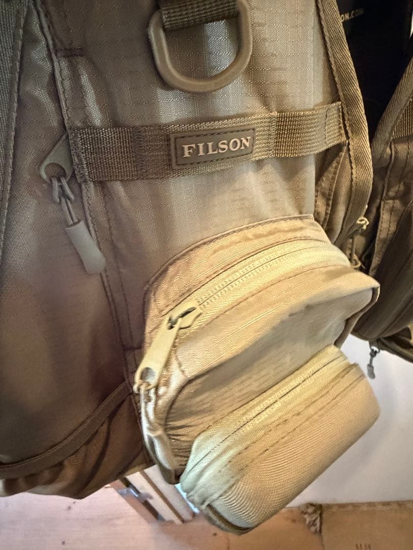 FILSON フィッシングベスト カーキ　新品