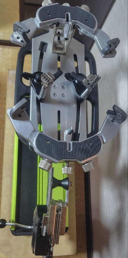 トアルソンストリングマシンテニス用　手動式　テーブルタイプ