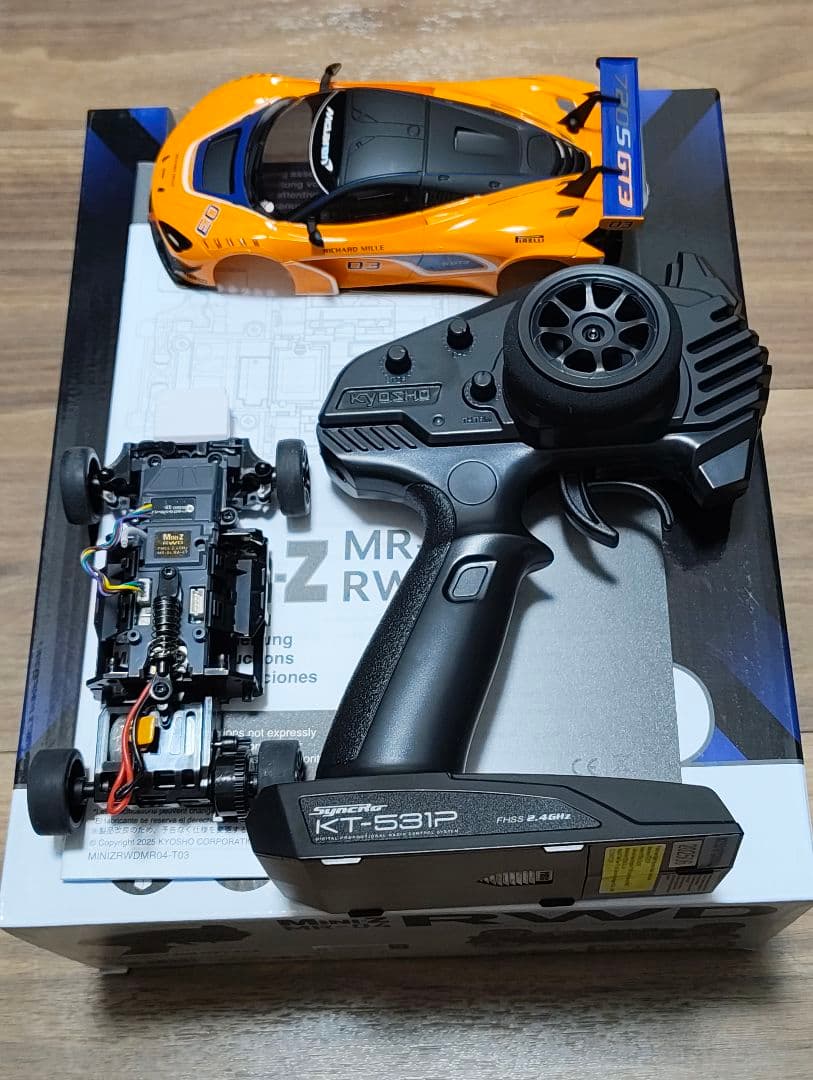 京商　ミニッツ　MR04RWD　McLaren 720S GT3　オレンジ