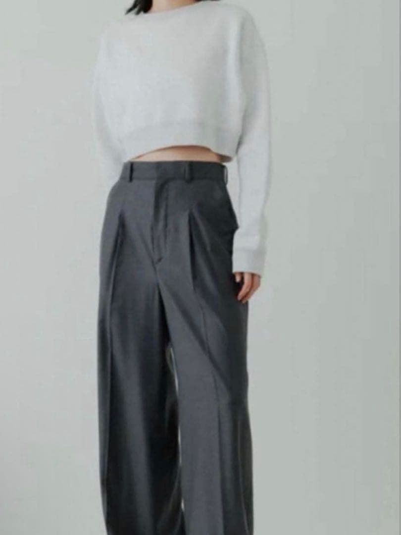 【最終お値下げ】yo biotop Cropped sweat shirt