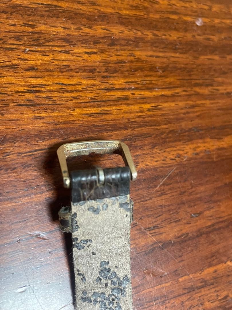 ジャンク　SEIKO DOLCE スクエア型