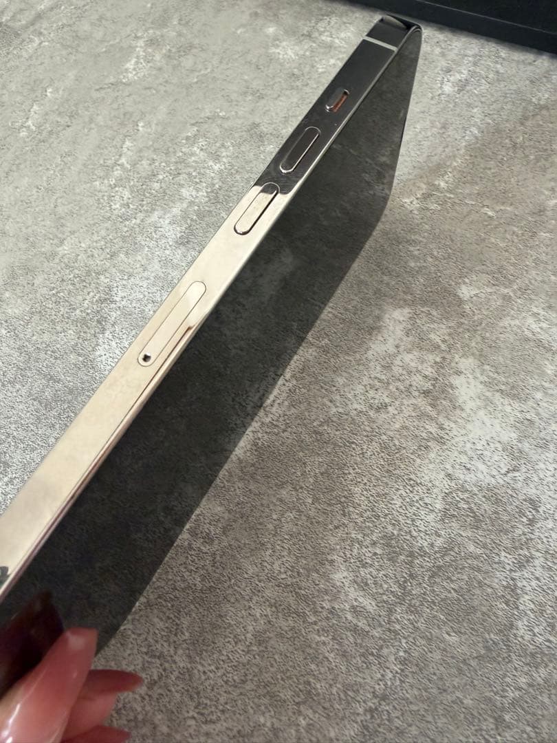 【土日限定値下げ】iPhone13Pro 256gb バッテリー100%