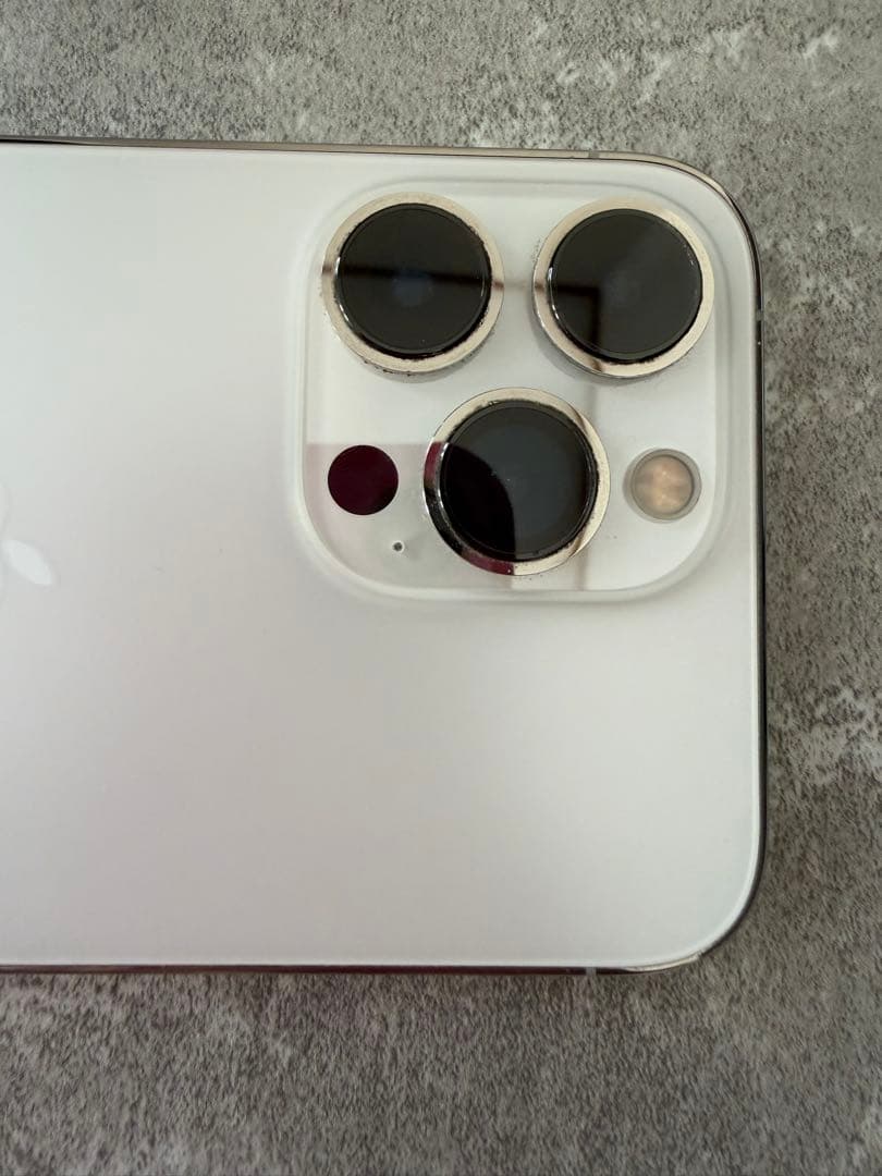 【土日限定値下げ】iPhone13Pro 256gb バッテリー100%