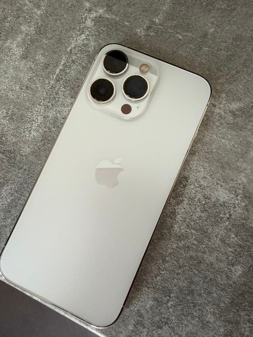 【土日限定値下げ】iPhone13Pro 256gb バッテリー100%