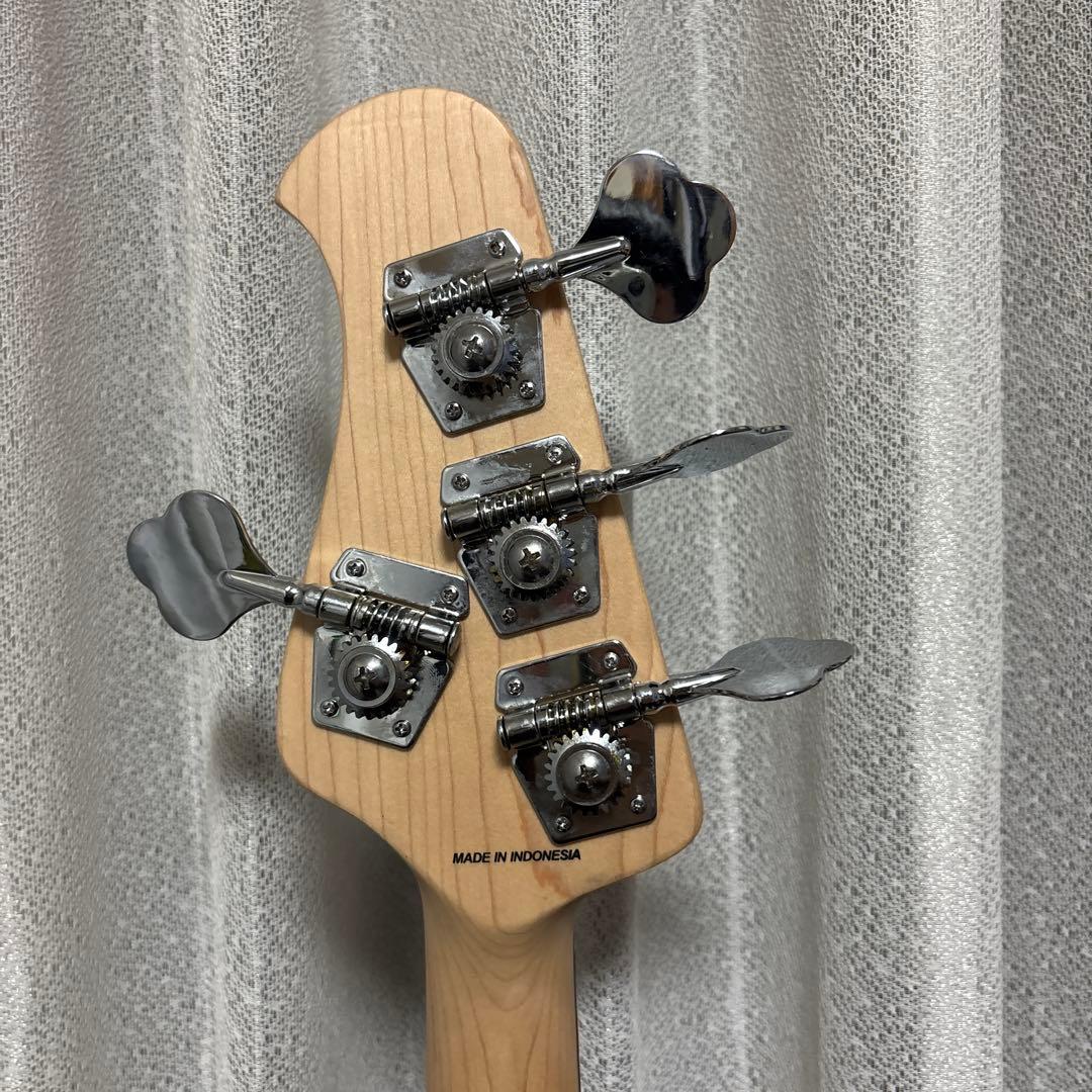 ベース sterling by MUSIC MAN stingray RAY-4