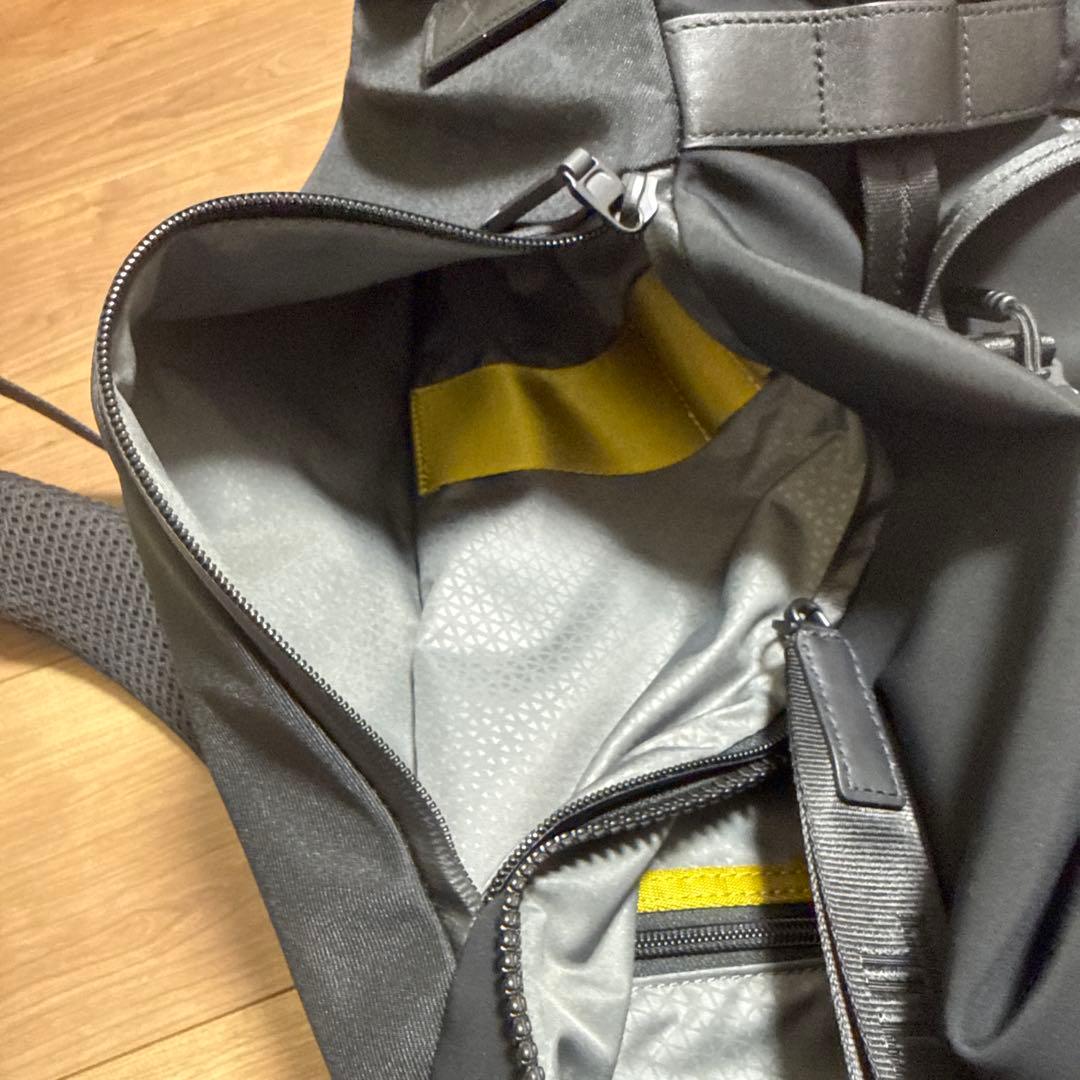 美品⭐︎TUMI リュックサック フィンチ バックパック ブラック