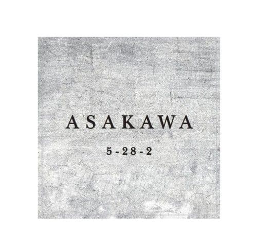 ローズ＊コンクリート背景アクリル表札＊透明４辺４５度斜めカット＊ＵＶ印刷