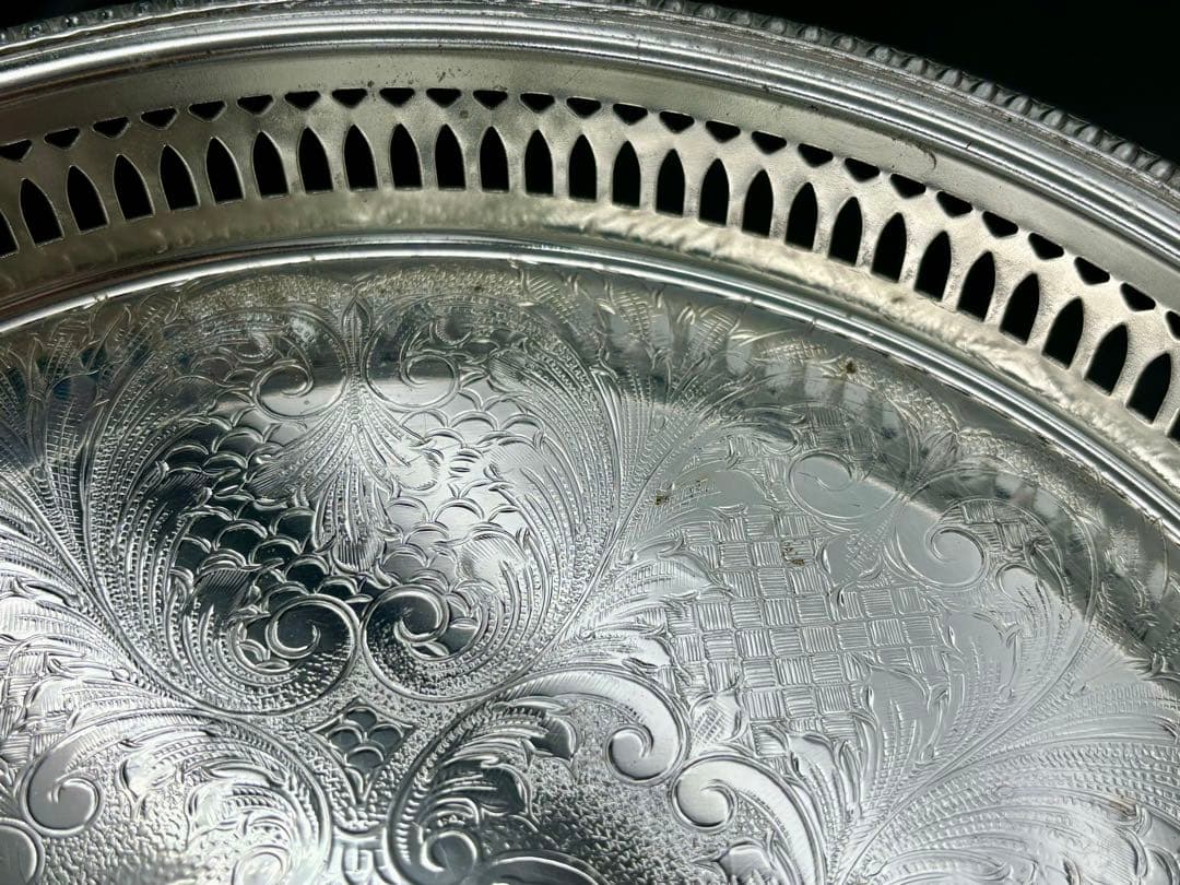 英国　アンティーク　銀メッキ　シルバープレート　トレイ・トレー　ヴィンテージ