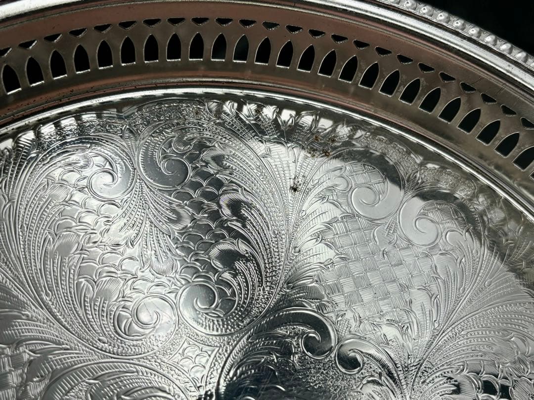 英国　アンティーク　銀メッキ　シルバープレート　トレイ・トレー　ヴィンテージ