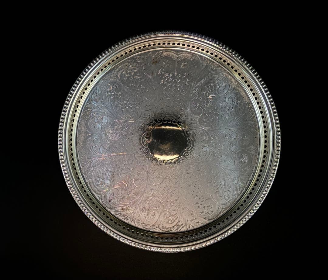 英国　アンティーク　銀メッキ　シルバープレート　トレイ・トレー　ヴィンテージ