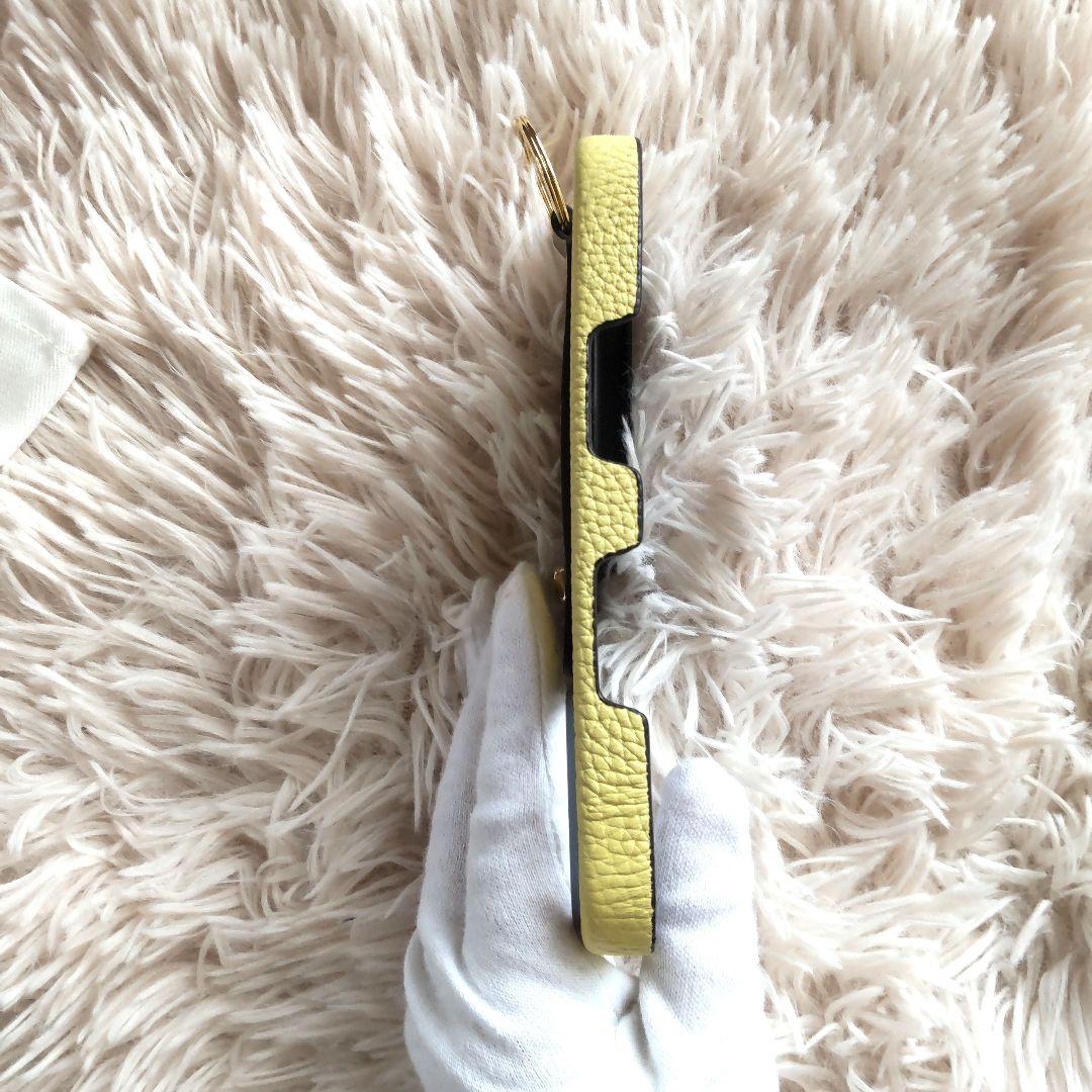 ほぼ新品✨ボナペンチュラ✨iphone17pro✨イエロー✨グレージュ✨ハンドル