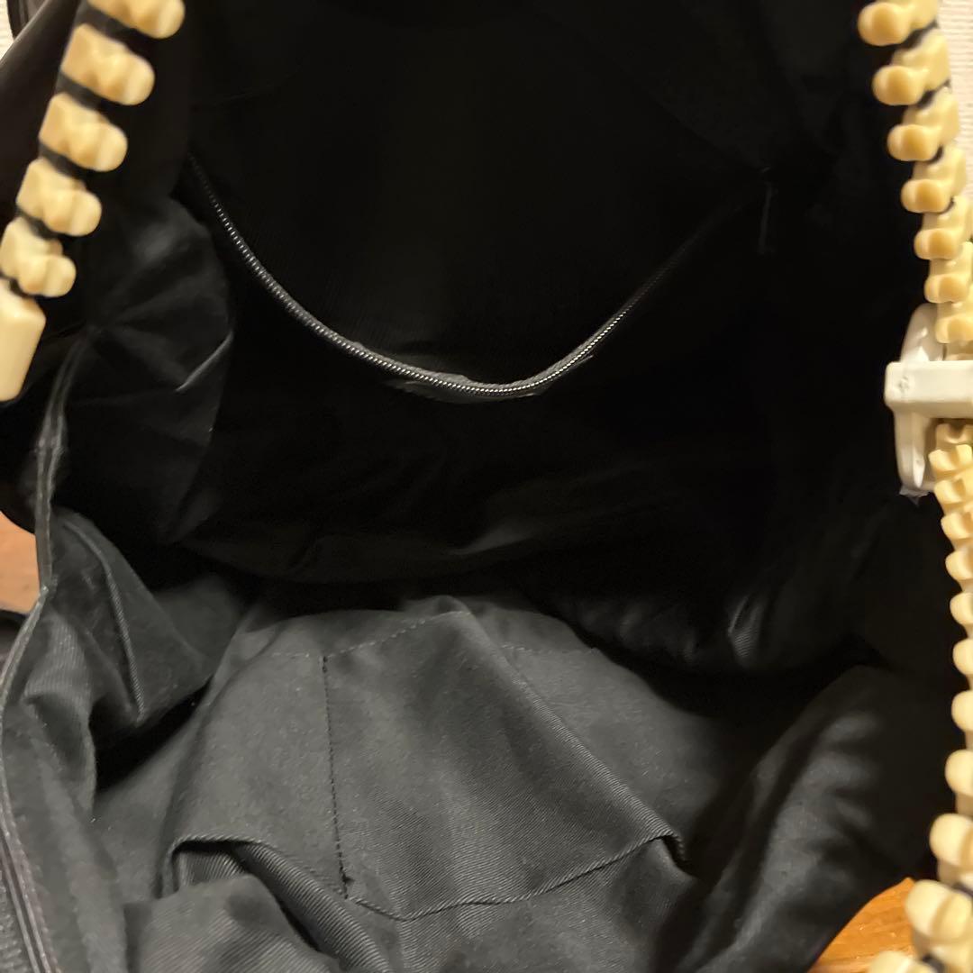 kawa-kawa カワカワ 肩掛け可　ビッグジップ　レザー トートバッグ