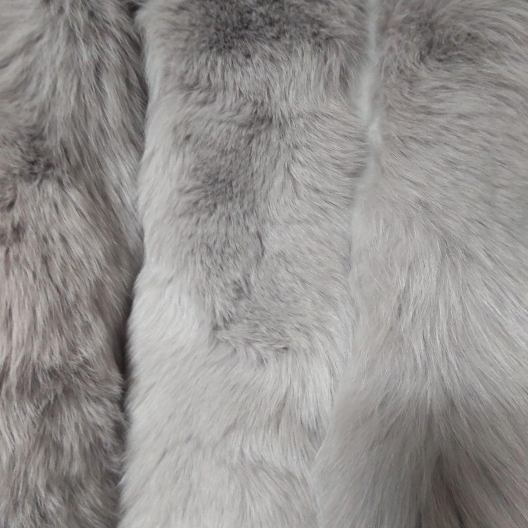 sagafox毛皮コート、エイミーイストワールティペット付きセット売りグレー