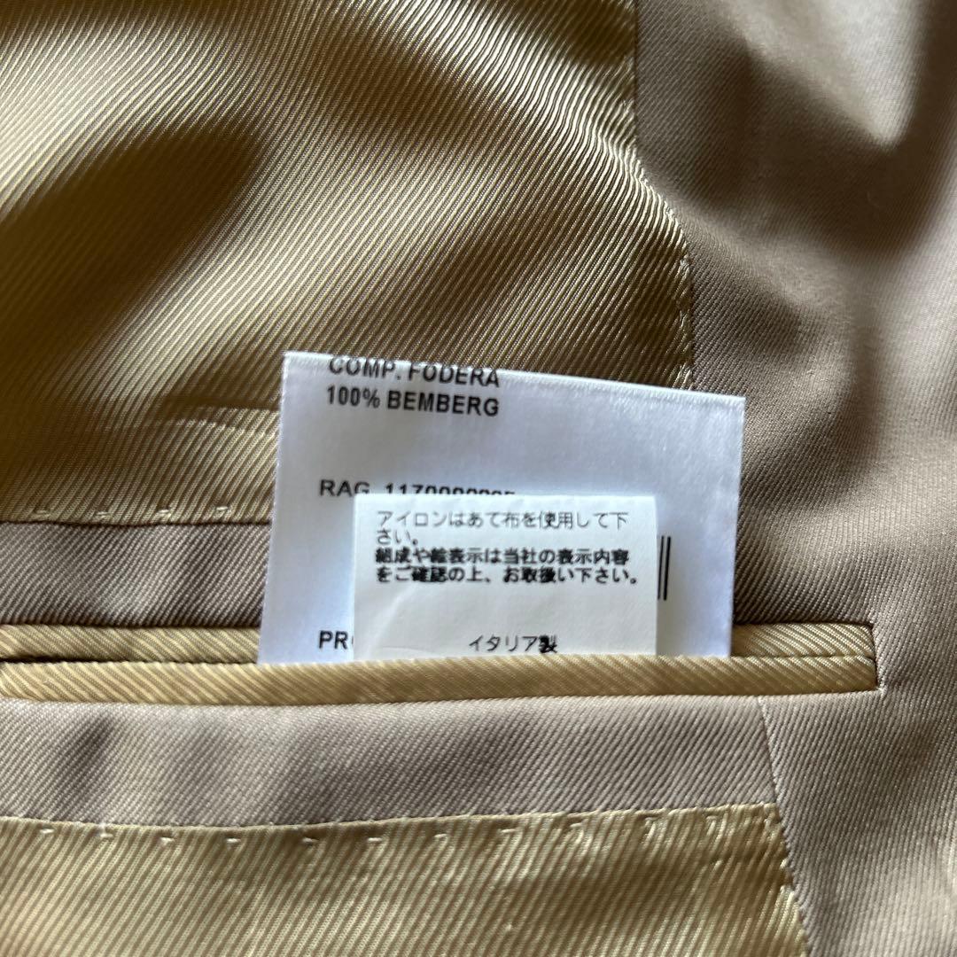 超美品チェザーレアットリーニ　スーツ　サイズ46 ベージュイタリア製　伊勢丹購入