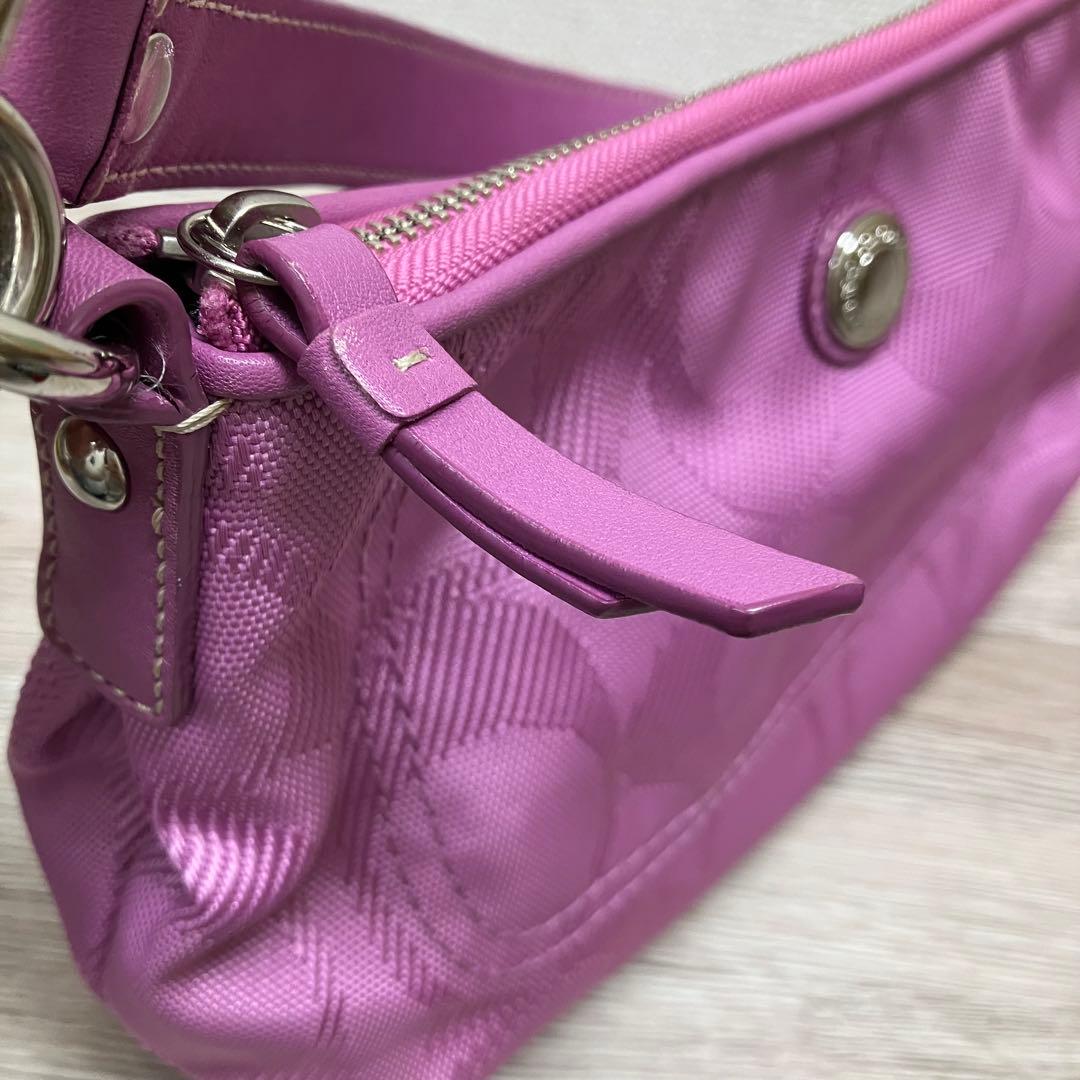 coach コーチ　ピンク ナイロン ショルダーバッグ★