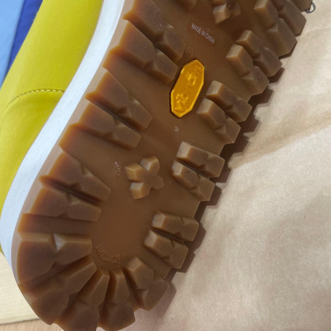 こ*い様 nagonstans 25センチ