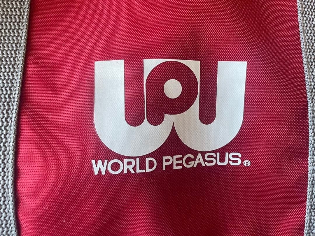ワールドペガサス 旧ワッペ 赤 スクバ　キーホルダー付き