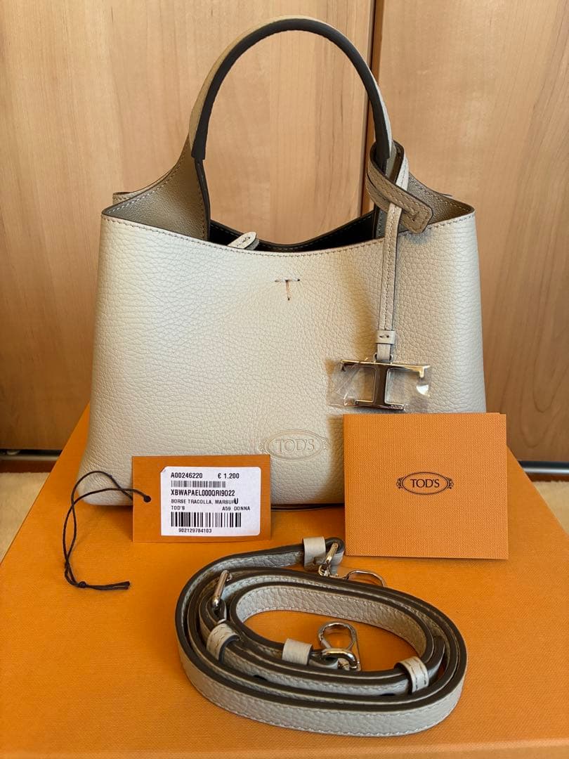 ガス新品　TOD's トッズ レザーバッグ マイクロ ショルダーバッグ