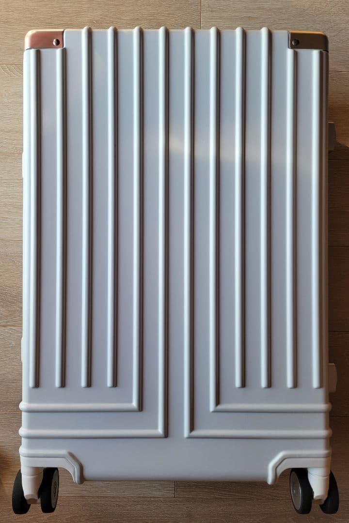 【momo】超美品♪ランバン オンブルー スーツケース 42L【ホワイト】