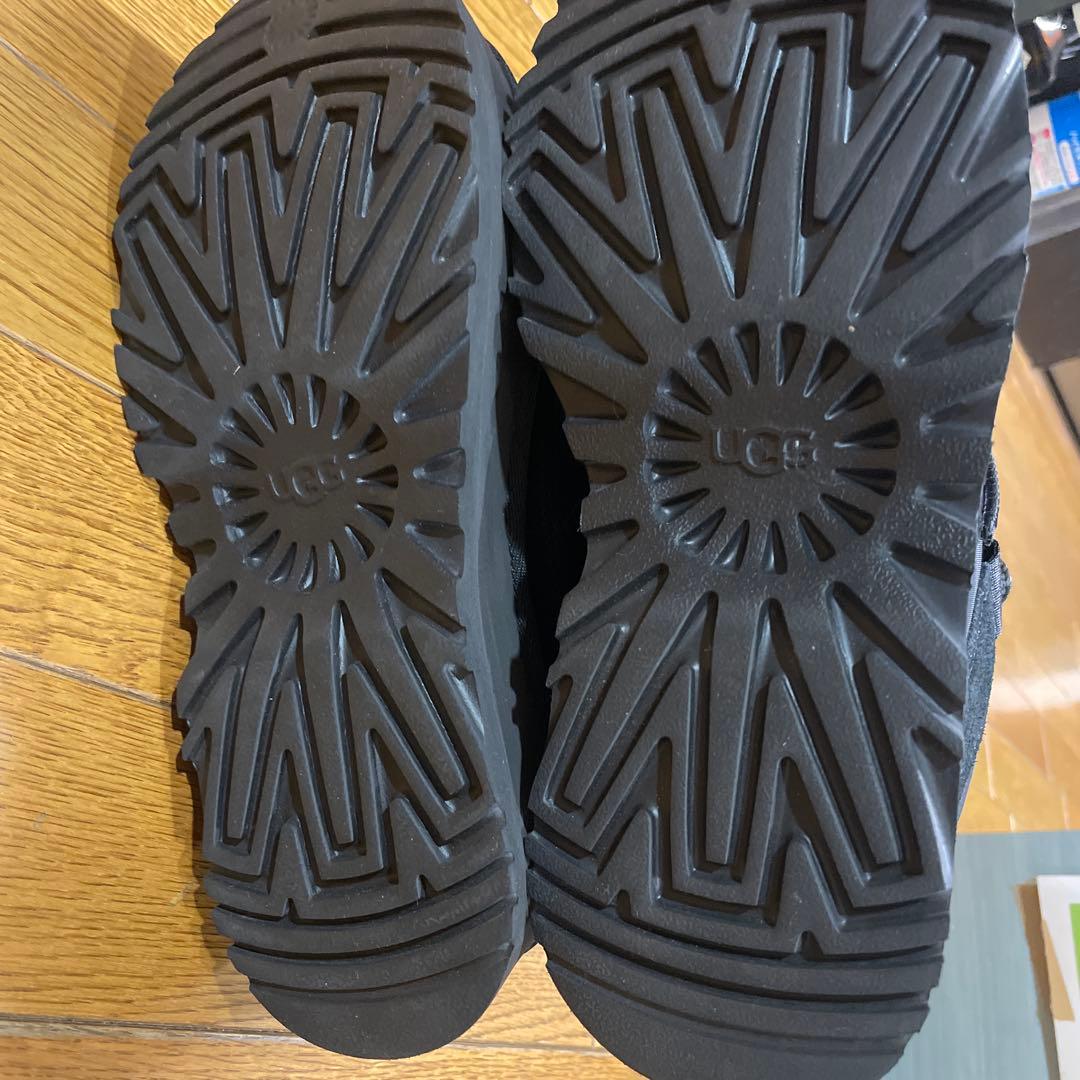 UGG　厚底スニーカー　アストロメル　Astromel　サイズ24 ブラック