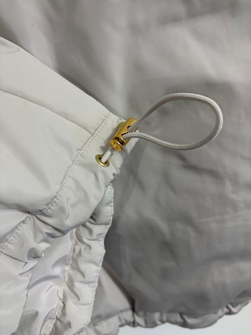 美品✨23区 ダウンベスト　ホワイト　38 中綿 パティング ベスト　洗える