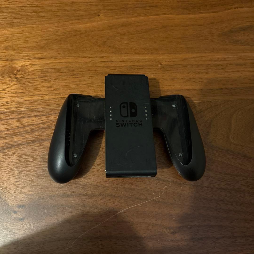 Nintendo Switch 本体　プロコン・ケース付き