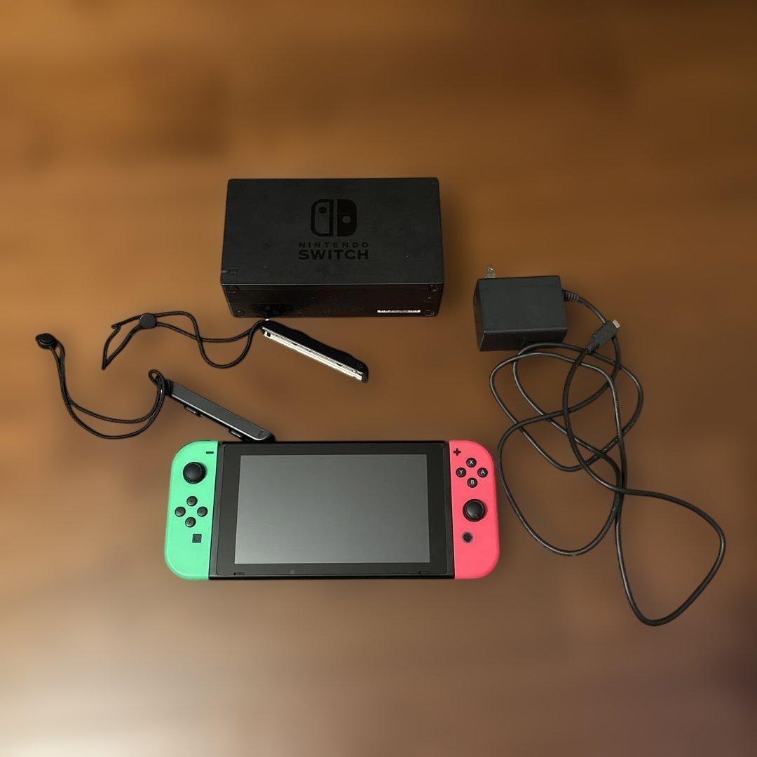 Nintendo Switch 本体　プロコン・ケース付き