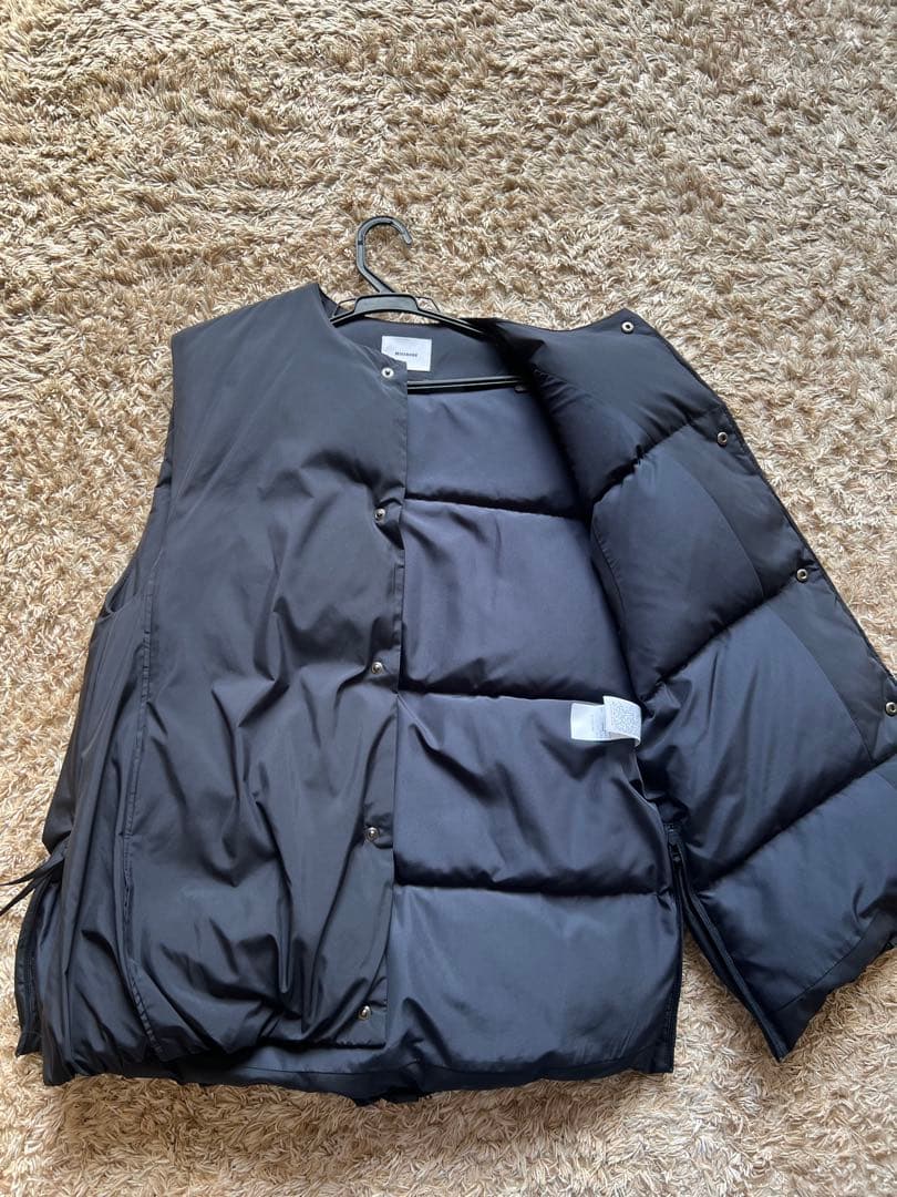 完売品！MIESROHE ネイビー ノースリーブ ダウンベスト サイズ1