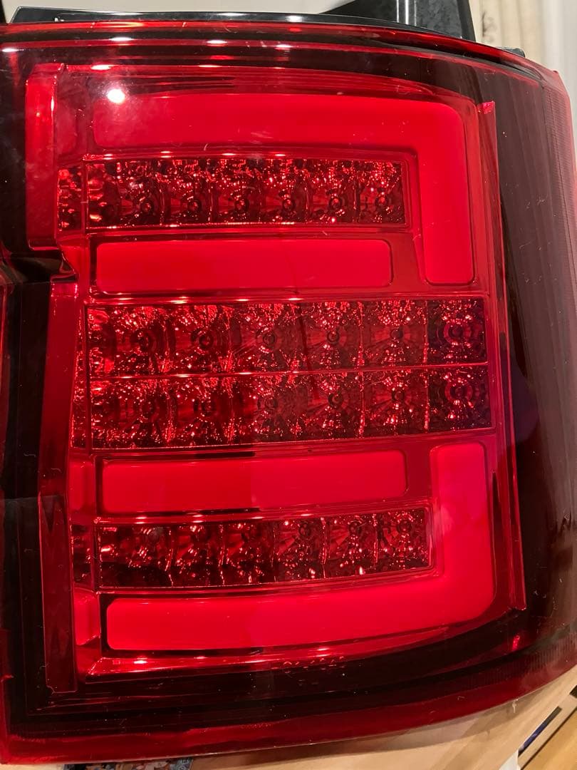 ※入手困難　デリカD5 シーケンシャルウィンカー仕様テールランプ