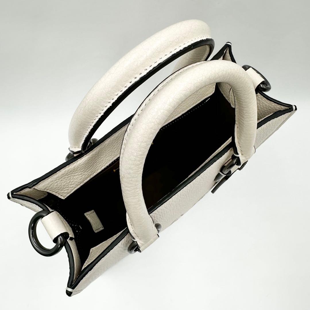 未使用級 現行◎コーチ ディラントート 2wayショルダーバッグ ヴァーシティ