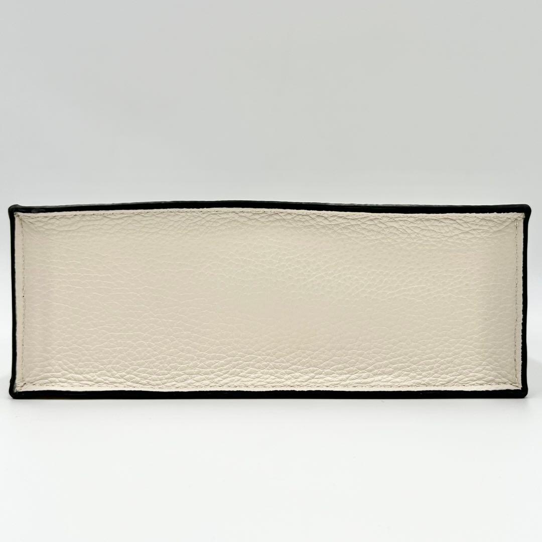 未使用級 現行◎コーチ ディラントート 2wayショルダーバッグ ヴァーシティ