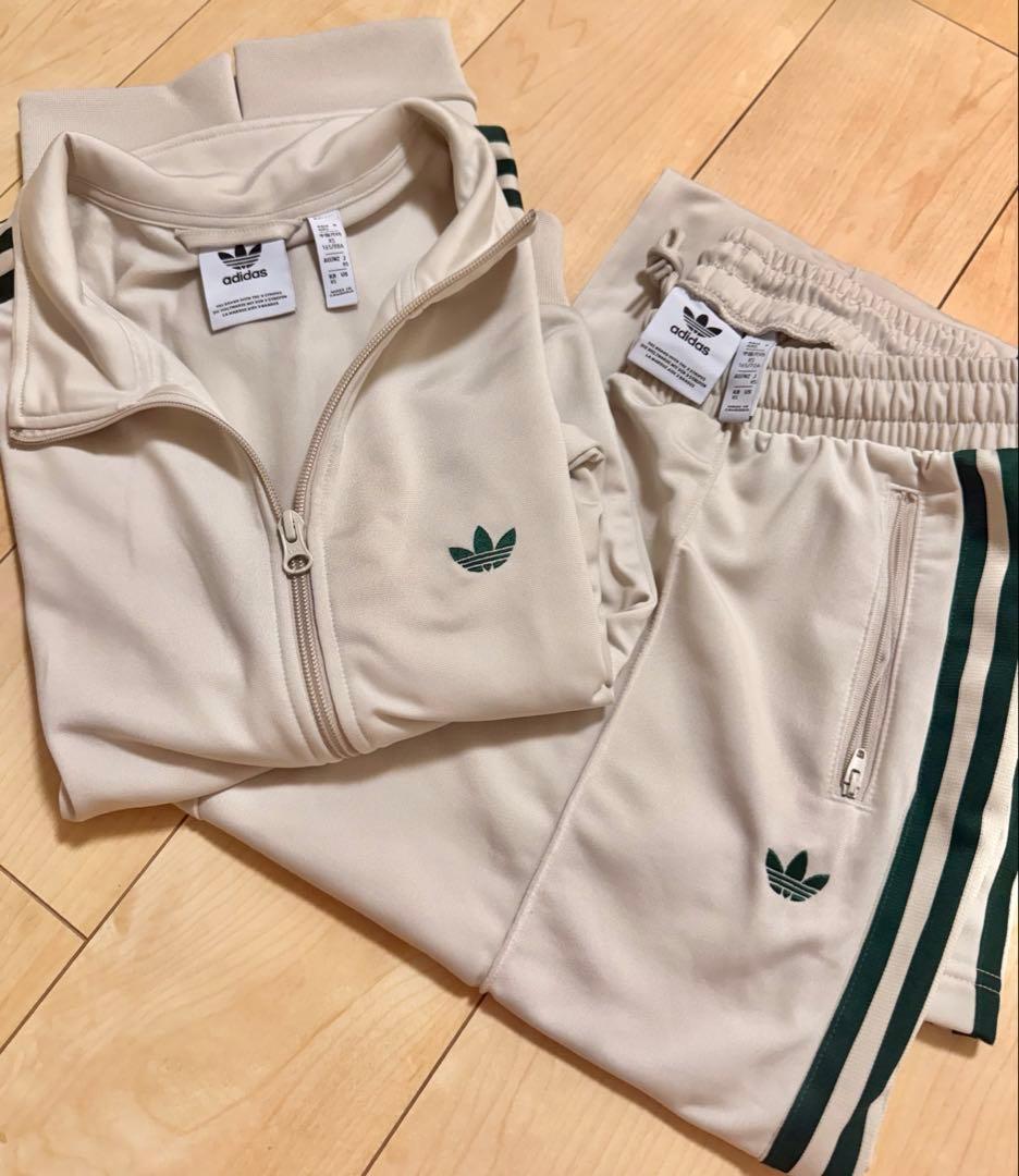 値下げ！adidas トラックジャケット 上下　ジェンダーニュートラル