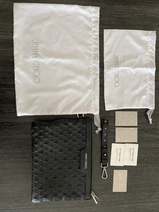 【美品】JIMMY CHOOクラッチバッグ(チャーム付き)/メンズ・レディース