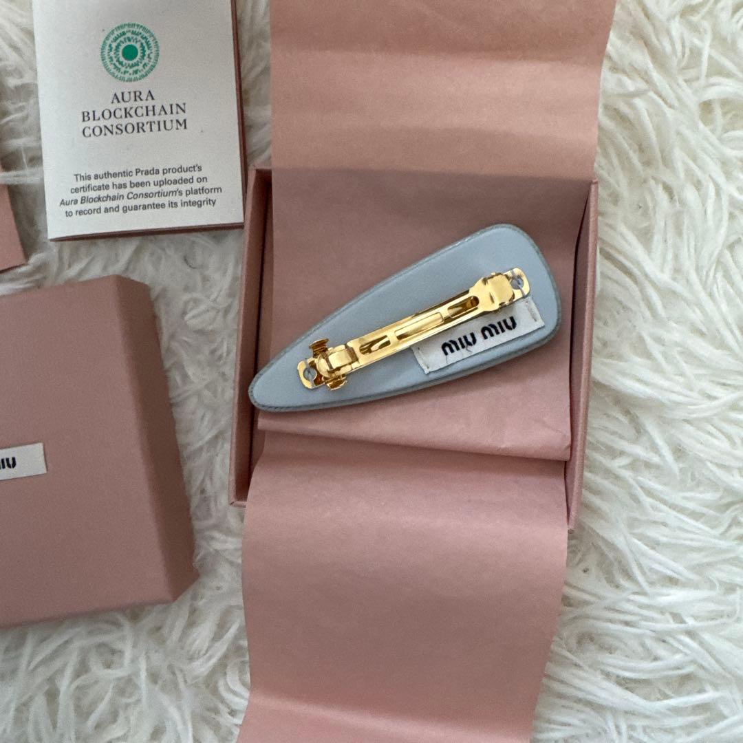 【本日限り】 miumiu ヘアクリップ