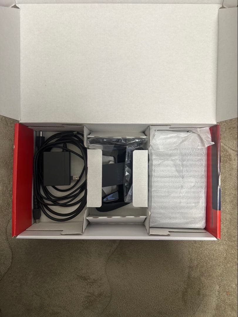 Nintendo Switch 本体 (付属品全て込み)